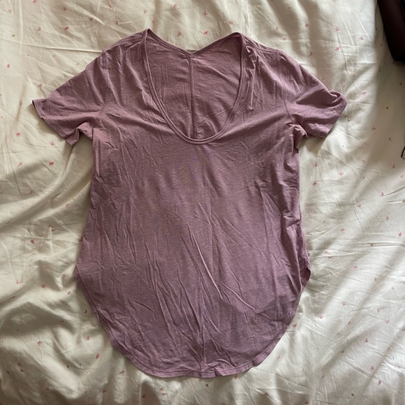 Lululemon size 8 tshirt
